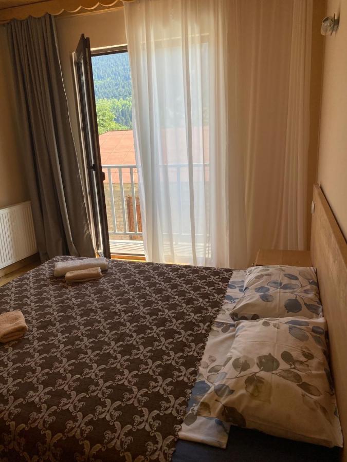 Sana Guest House Местія Екстер'єр фото