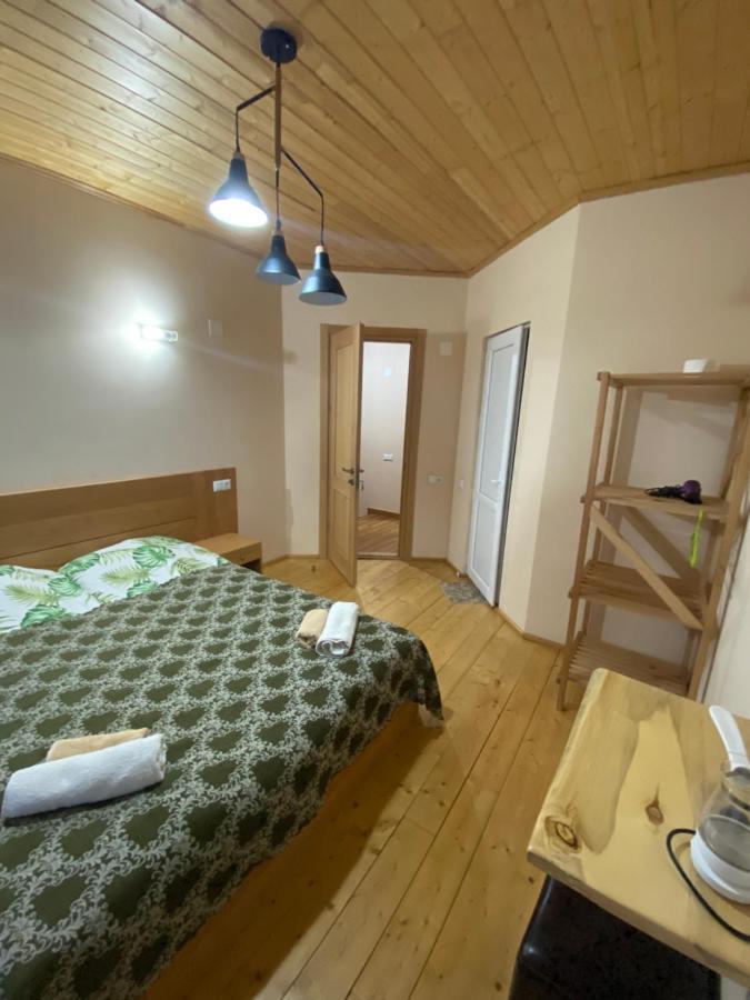 Sana Guest House Местія Екстер'єр фото