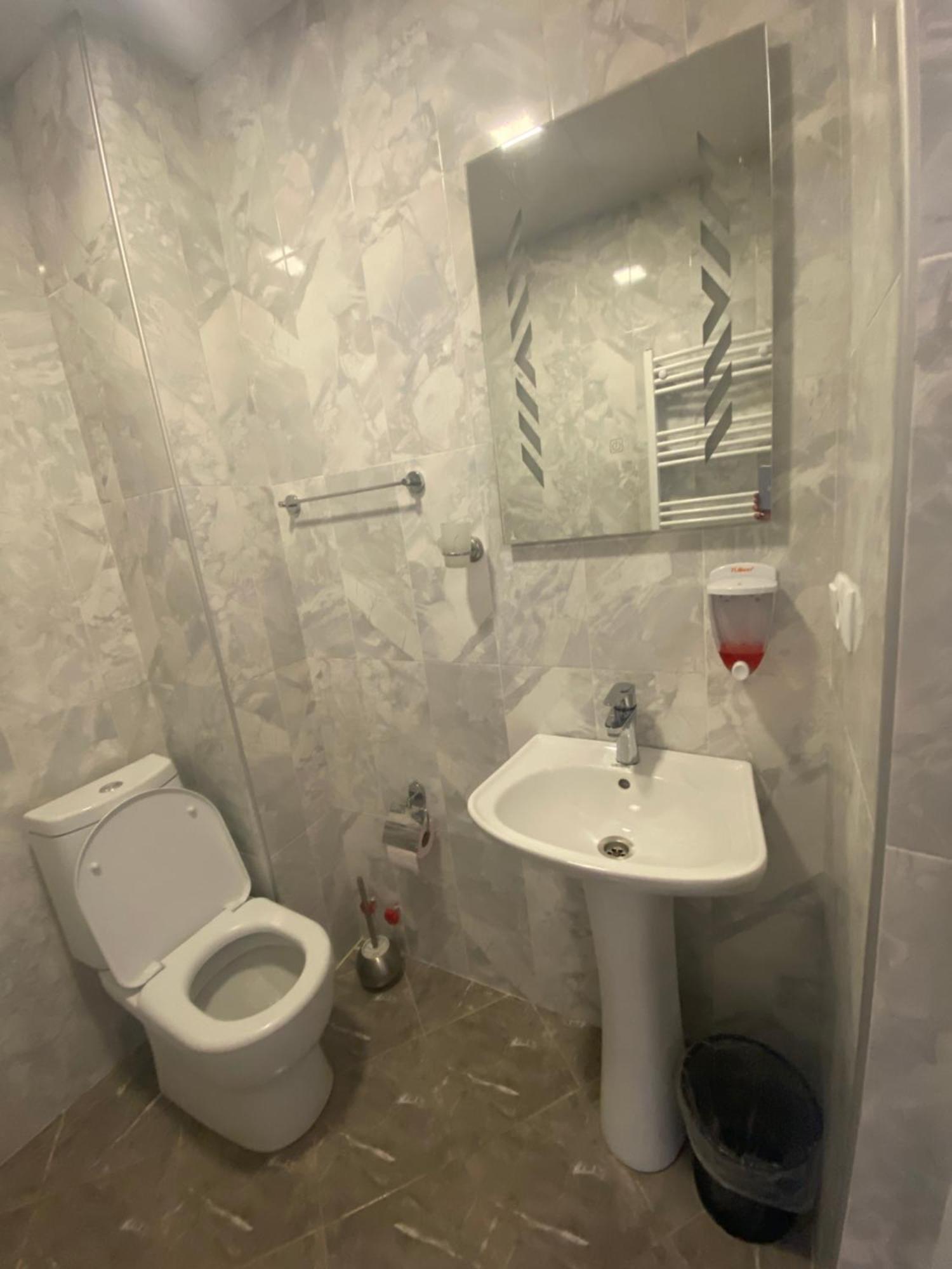 Sana Guest House Местія Екстер'єр фото